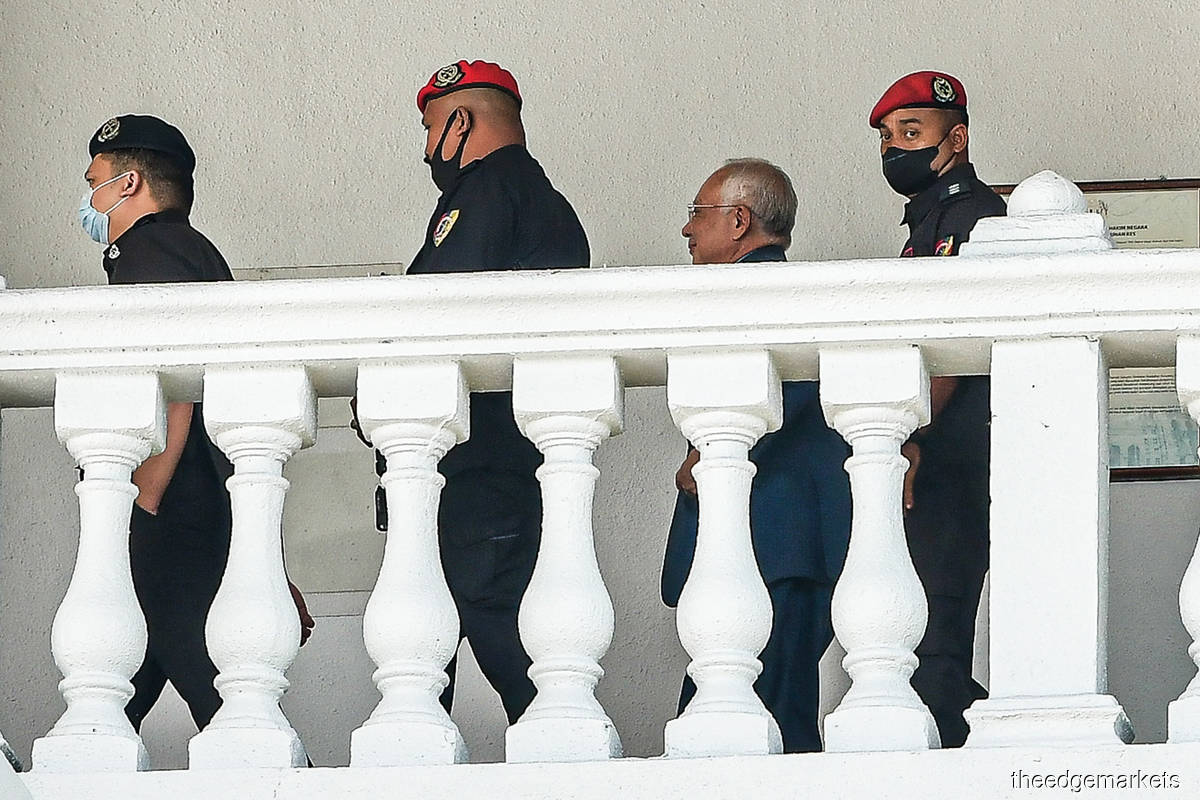 Former prime minister Datuk Seri Najib Razak (third from left). (Photo by Zahid Izzani Mohd Said/The Edge)